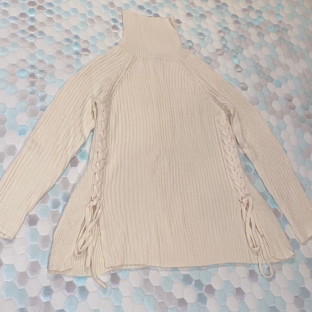 Justfab off- white turtleneck sweater
